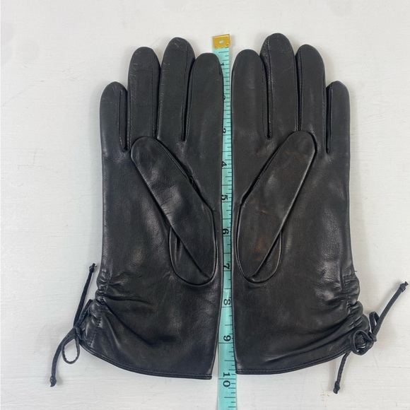 Nine West Women’s Black Leather Gloves Gathered‎ Draw Strings at Wrist Sz M - Picture 6 of 7